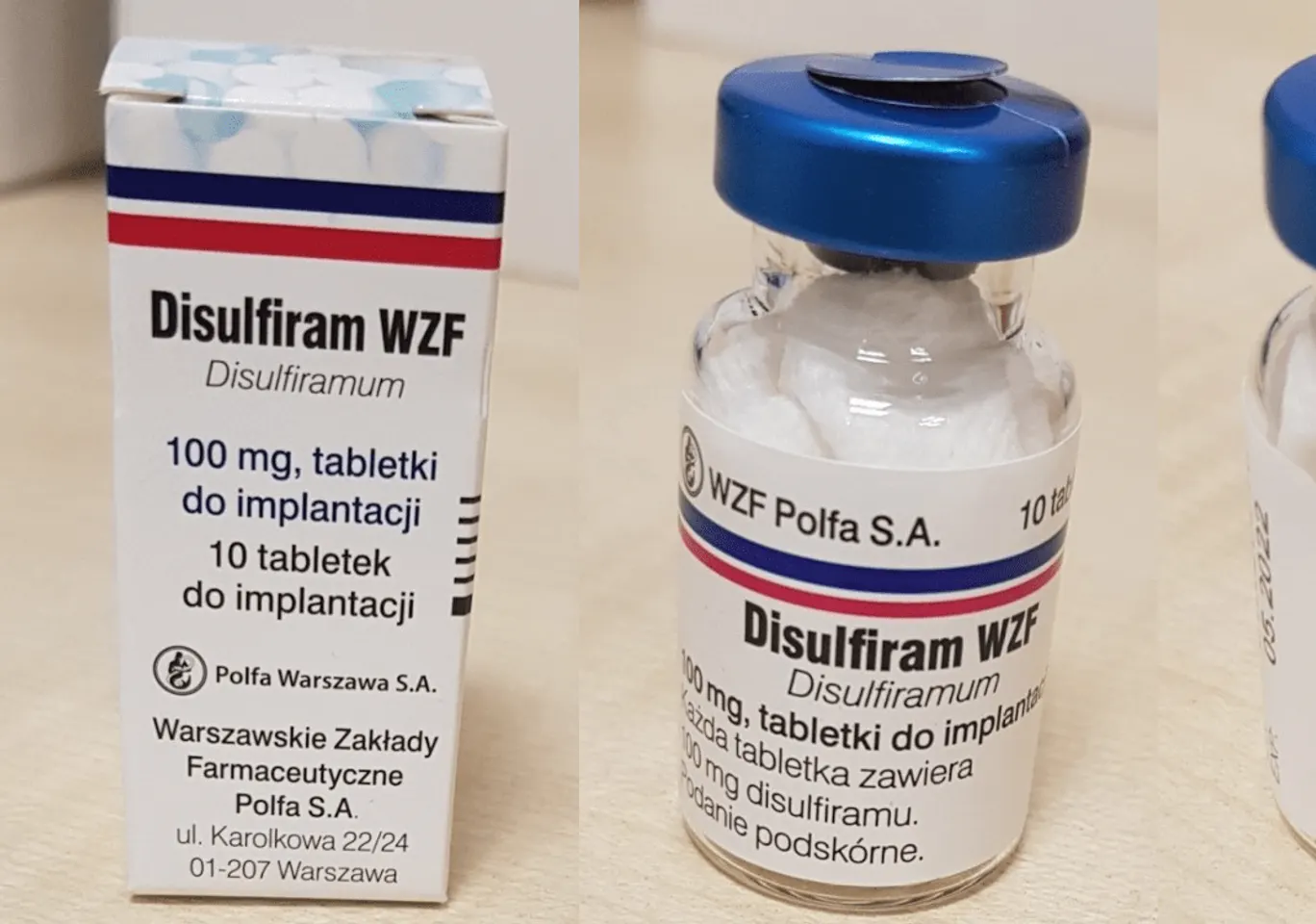 Wszywka alkoholowa Esperal Hrubieszów: fiolka disulfiramu obok opakowania leku